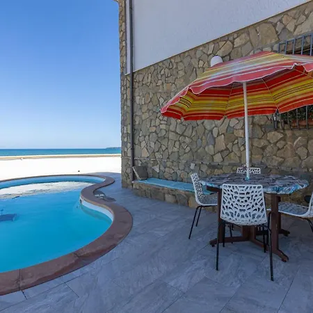 Casa Vacanza Barbera - In Riva Al Mare *