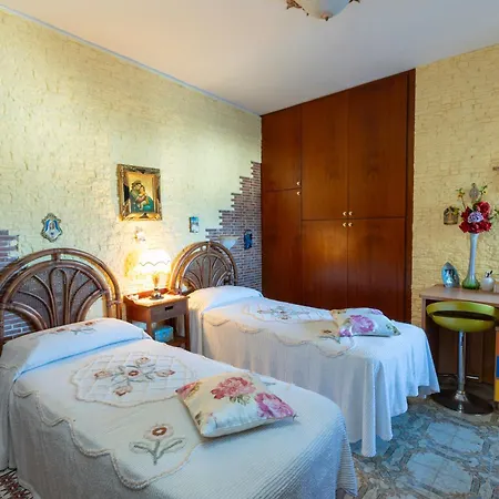 Casa Vacanza Barbera - In Riva Al Mare Villa *
