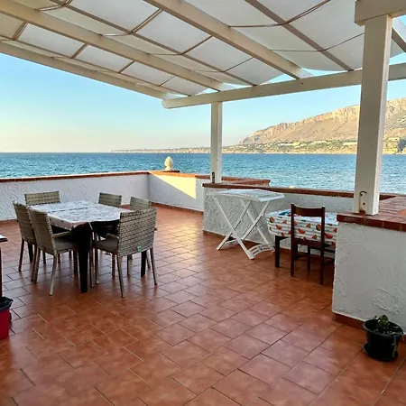 Casa Vacanza Barbera - In Riva Al Mare