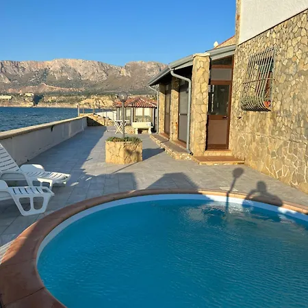 Casa Vacanza Barbera - In Riva Al Mare Trappeto (Sicily)
