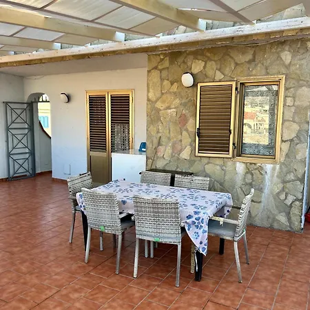Casa Vacanza Barbera - In Riva Al Mare Villa