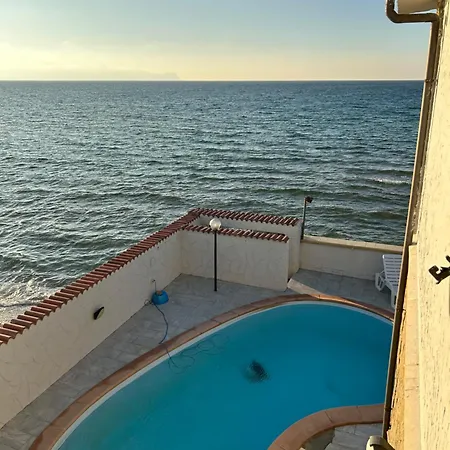 Casa Vacanza Barbera - In Riva Al Mare Villa *