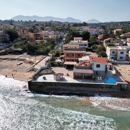 Casa Vacanza Barbera - In Riva Al Mare